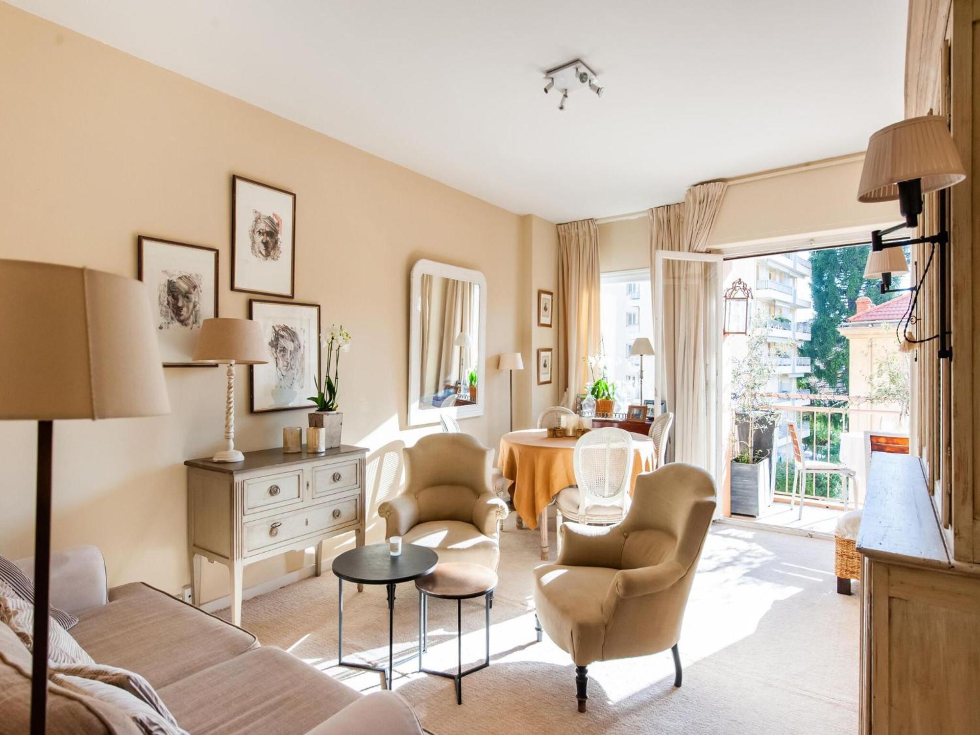 Nice Apartment In Menton With Balcony Terrace Exterior foto