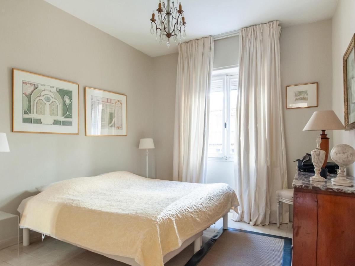 Nice Apartment In Menton With Balcony Terrace Exterior foto