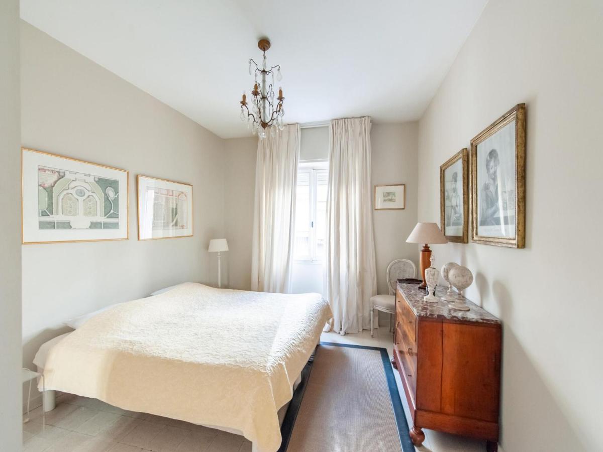 Nice Apartment In Menton With Balcony Terrace Exterior foto